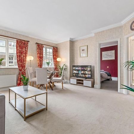 The Mayfair Large Snug London Exteriör bild