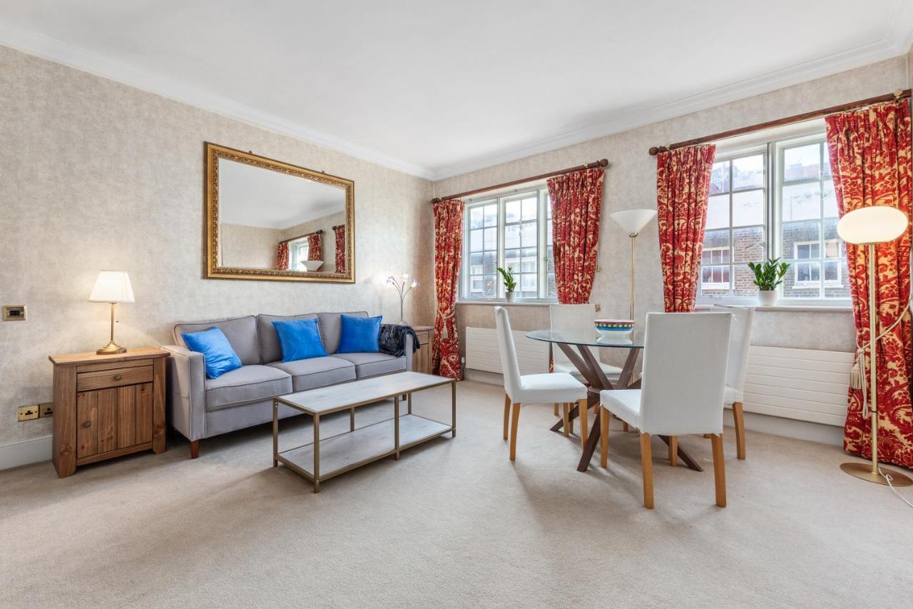 The Mayfair Large Snug London Exteriör bild