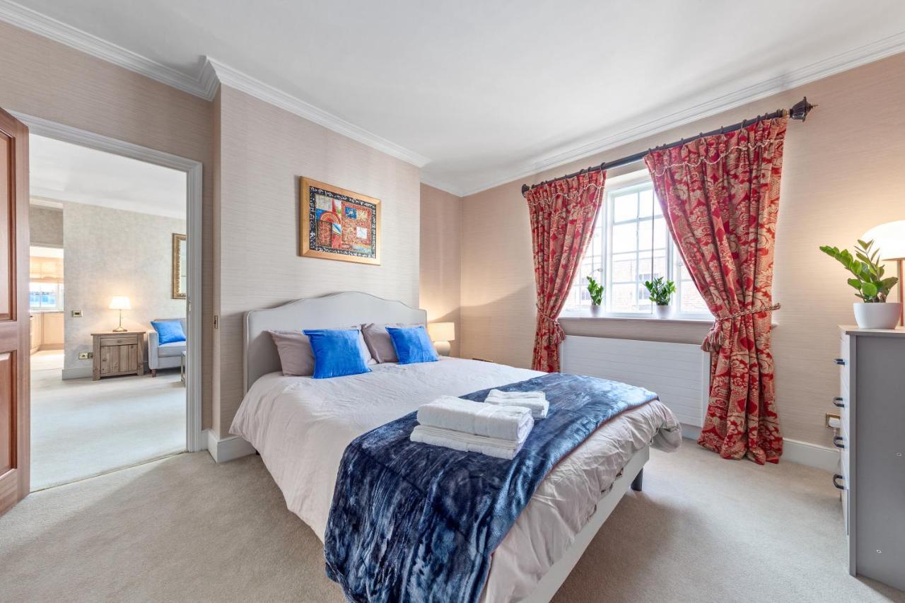 The Mayfair Large Snug London Exteriör bild